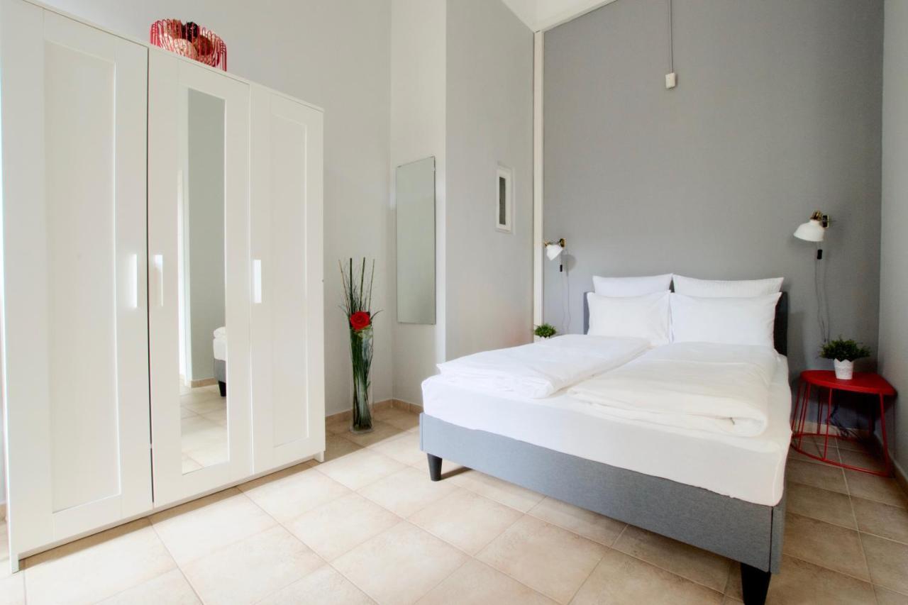 Budget Apartment By Hi5 - Palace Quarter Budapest Eksteriør bilde